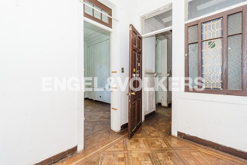 Imagen 10 de 12 de Venta Amplia Casona Barrio Yungay