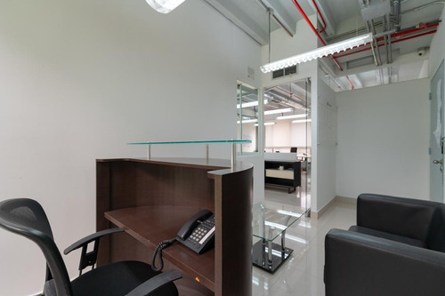 En Alquiler Oficina 127 Mt2 4 Dependencias/1b/2pe Santa Paula