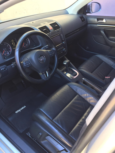 Volkswagen Vento 2.5 Luxury Tiptronic 170cv