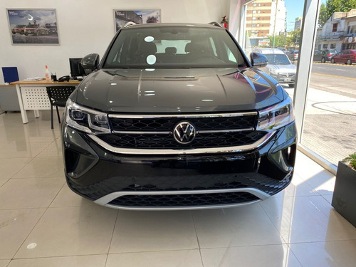 Imagen 6 de 25 de Volkswagen Taos 1.4 250tsi Highline Automatica At 2022 Vw 01