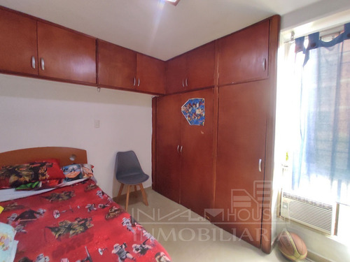 Imagen 10 de 14 de Invalmhouse Inmobiliaria. Apartamento En Venta Semi Amueblado En Jardines De Castillejo. Guatire Estado Miranda.