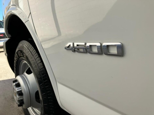 2016 Chevrolet Express 4500 Caja Seca 16' Pies