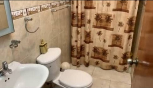 Imagen 12 de 14 de Alquiler Fijo. Townhouse. Cerca Del Sambil. Maneiro