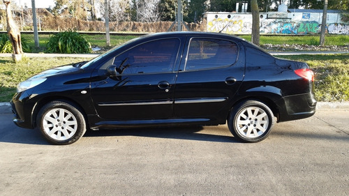Peugeot 207 1.6 Sedan Feline 106cv 2013