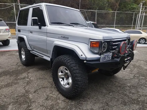 Toyota Macho Machito