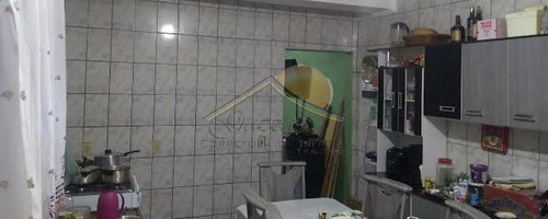Imagem 1 de 6 de Casa Para Venda Em Bragança Paulista, Parque Brasil, 2 Dormitórios, 1 Vaga - G0848_2-1184905