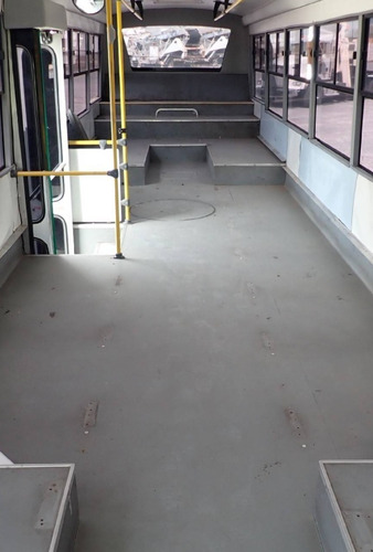 Imagen 6 de 10 de Camion Autobus De Pasajeros Volkswagen 2015 48 Pasajeros