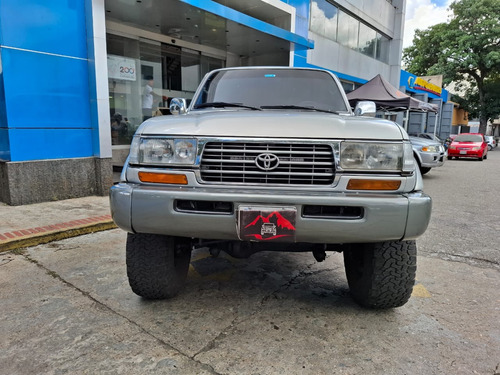 Toyota Burbuja 2006