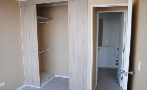 Departamento En Arriendo De 2 Dorm. En La Cisterna