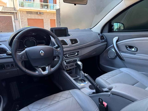 Renault Fluence 2.0 Privilège X-tronic Hi-flex 4p