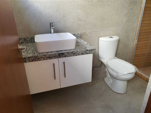 Imagen 8 de 14 de Portanova El Pueblito Estrena Casa En Venta