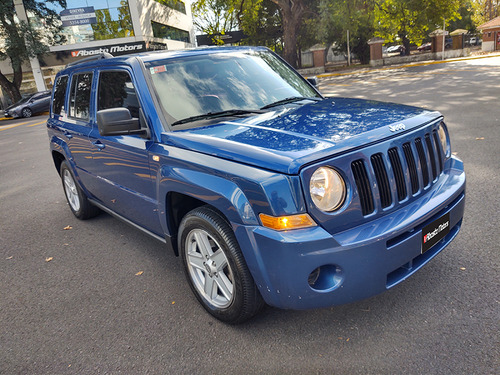 Imagen 8 de 20 de Jeep Patriot 2010 Sport Abasto Motors