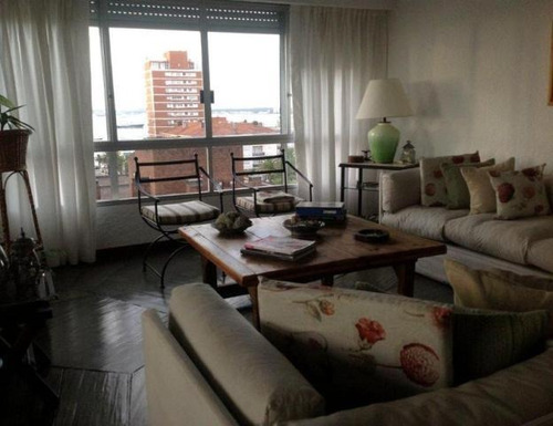 Apartamento En Alquiler Por Temporada De 3 Dormitorios En Peninsula