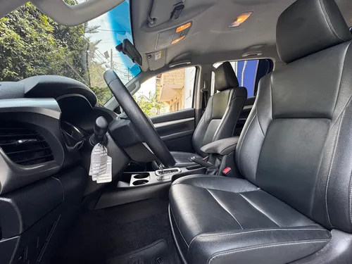 Toyota Hilux 2.4 Diésel 4X4