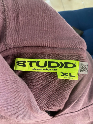 Sudadera Oversized Studio Supervsn Hoodie Hype (Usado)