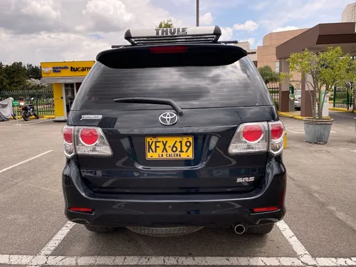 Toyota Fortuner 2.7l 4x2