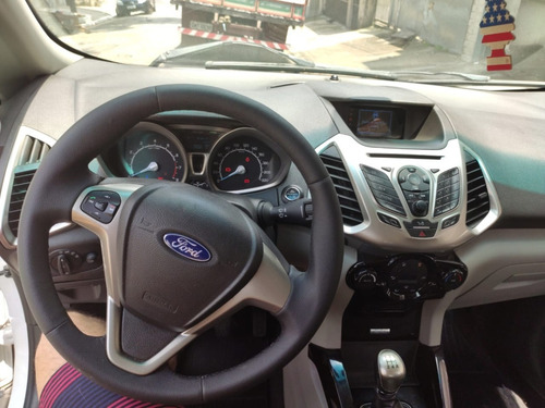 Ford Ecosport Titanium Bem Conservada