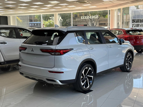 Mitsubishi Outlander 2.5 Gls At Full