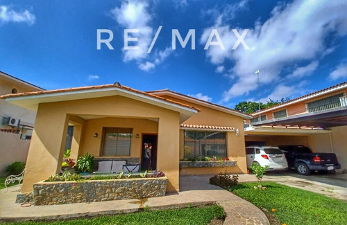 Imagen 1 de 16 de Marlyn Padrón Vende Casas En Guaparo Valencia Casas En Venta Mlyn 147933