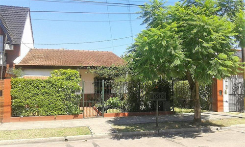 Chalet En Venta En Zufriategui Al 1100