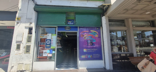 Local En Flores, Excelente Ubicacion