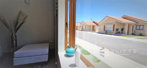 Casa De 3 Dorm 2 Baños En Venta En La Cruz Oportunidad Única