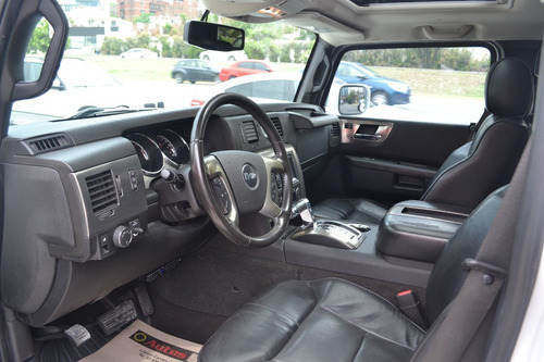 Imagen 9 de 12 de Hummer H2 2009