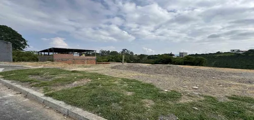 Lote Medianero En Via Altagracia/pereira (279060668).