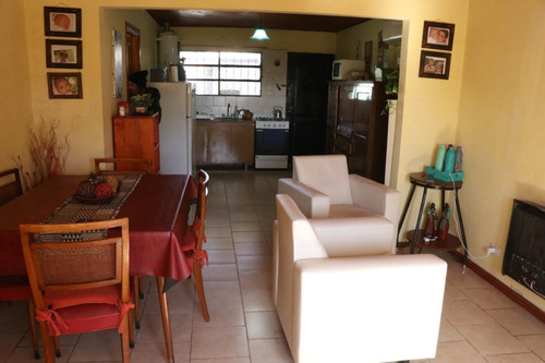 Imagen 6 de 8 de Venta De Casa Quinta En Carmen De Areco, Excelente Ubicación!