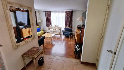 Impecable! 3 Dormitorios / 3 Baños / Piscina / Quincho