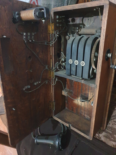 Antiguo Telefono De Pared De Roble Americano Chicago U.s.a. Marrón (Usado)