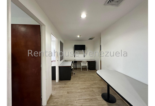 Oficina - Colinas De Bello Monte - Caracas