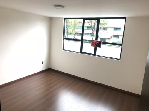 Imagen 5 de 12 de Casa Con Uso De Suelo, Remodelada En Ubicación Privilegiada!