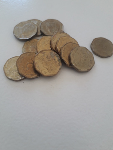 Monedas De 5 Pesos Chilenos