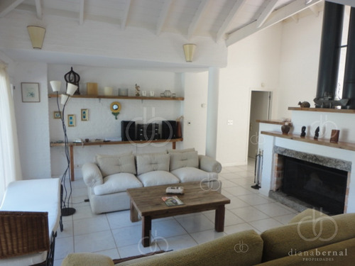 Imagen 5 de 30 de Punta Del Este, Rincon Del Indio, Brava, 3 Dormitorios Y Piscina.