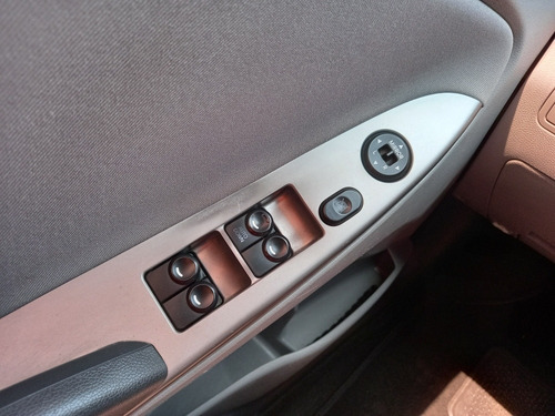 Hyundai Accent 2016 1.6l 4 P