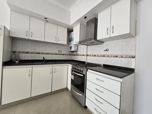 Excelente Departamento Con 2 Coceras - Apto Profesional