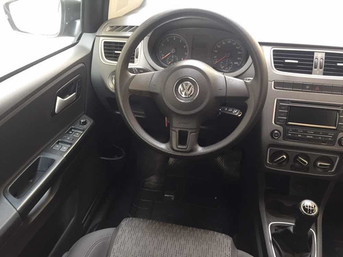 Imagem 7 de 13 de Volkswagen Fox 2014 1.0 Trend Tec Total Flex 5p