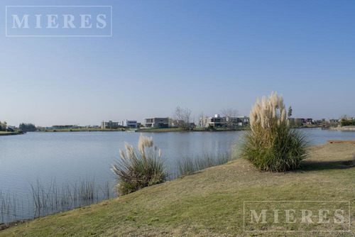 Imagen 7 de 7 de Lote En Venta En El Canton Barrio Golf