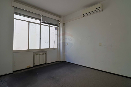 Venta Edificio Ciudad Vieja Con Gran Potencial