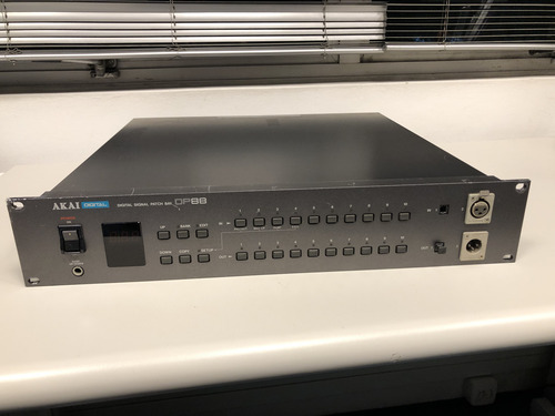 Aparelho Digital Signal Patch Bay Akai Dp 88 Funcionando (Usado)