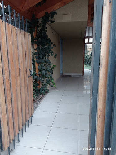 Imagen 3 de 16 de Casa Aislada. 3d/3b. Sin Comisión. 4 Poniente/silva Carvallo