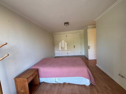 Departamento En Venta De 3d 2b Mas Servicio En Las Condes