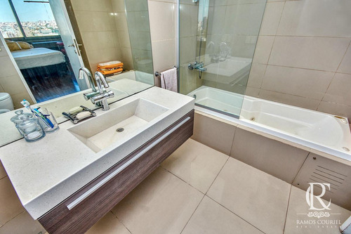 Venta Duplex 5 Amb En Torre Green Tower C/ Vista Al Río - Soldado De La Indep Al 500, Las Cañitas