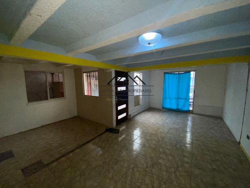Casa De 2 Dormitorios Y 2 Baños Comuna De Puente Alto