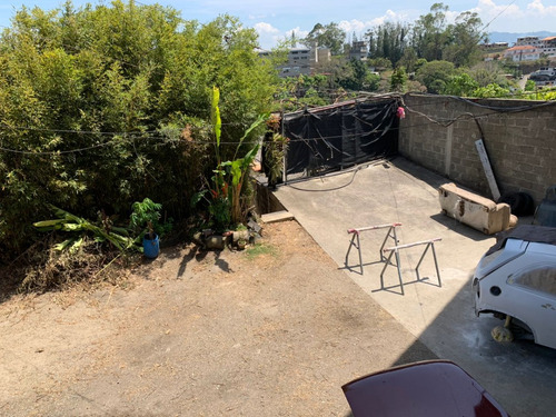Se Alquila Excelente Local Comercial A Nivel De Calle En La Urb. La Unión . Inf. Ma. Fda. Varela