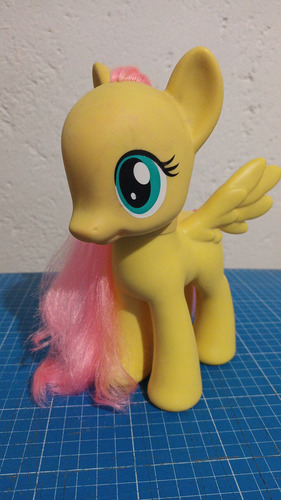 My Little Pony Flutterahy Hasbro 2013 20cm Altura (Usado)