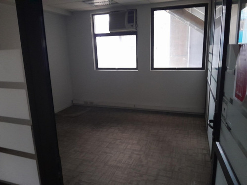 Jose Ananias / Marathon/ 1200 Metros De Bodega Y Oficinas