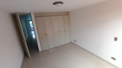 Apartamento En Conquistadores