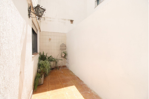 Venta 2 Amb. Amplio Con Patio